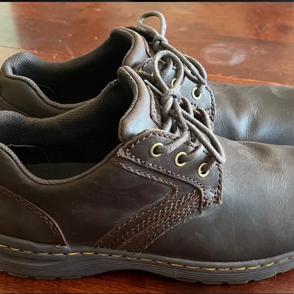 Dr Martens, never use (size 9 MEN) - Picture 2 of 6